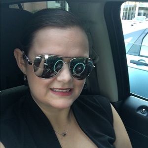 Meet your Posher, Bridgette